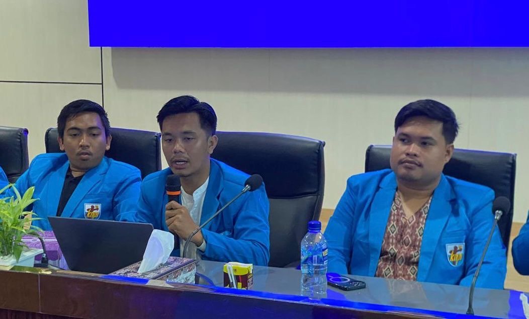 bc93287d-a3e9-4891-af36-707d76881c11