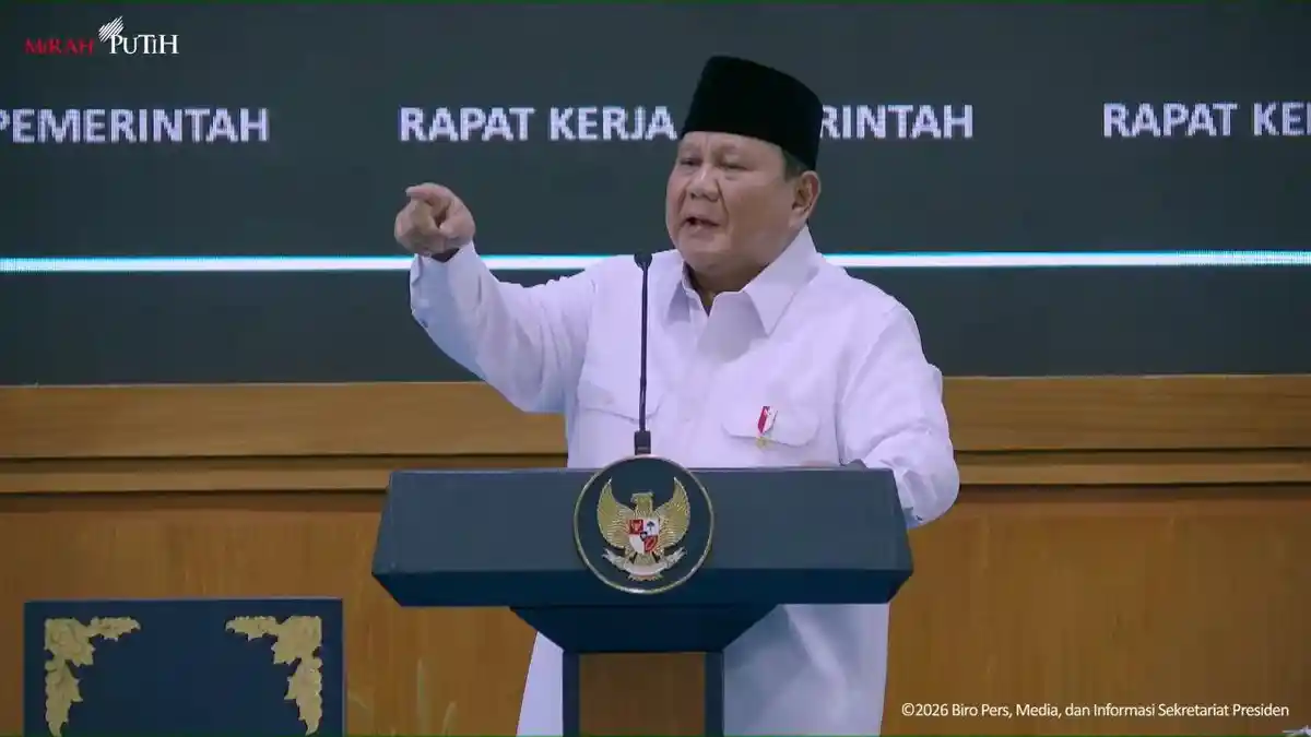Presiden-Prabowo-Subianto-saat-memberikan-taklimat-di-Istana-Negara-sentil-pengkritik