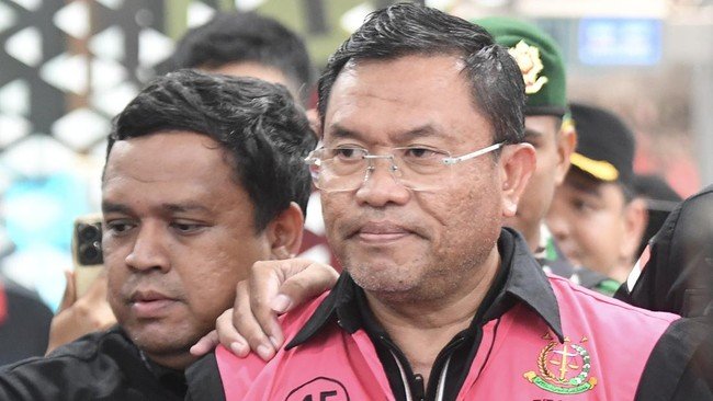 kejagung-tahan-mantan-pimpinan-bgn-1780488227312_169